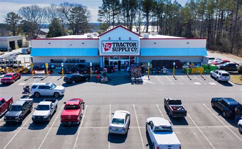 Tractor supply jasper al - Applies to first qualifying Tractor Supply purchase made with your new TSC Store Card or TSC Visa Card within 30 days of account opening. Must be a Neighbor’s Club member to qualify. You will receive $20 in Rewards if your first qualifying purchase is between $20 -$199.99 or $50 in Rewards if your first qualifying purchase is at least $200. 